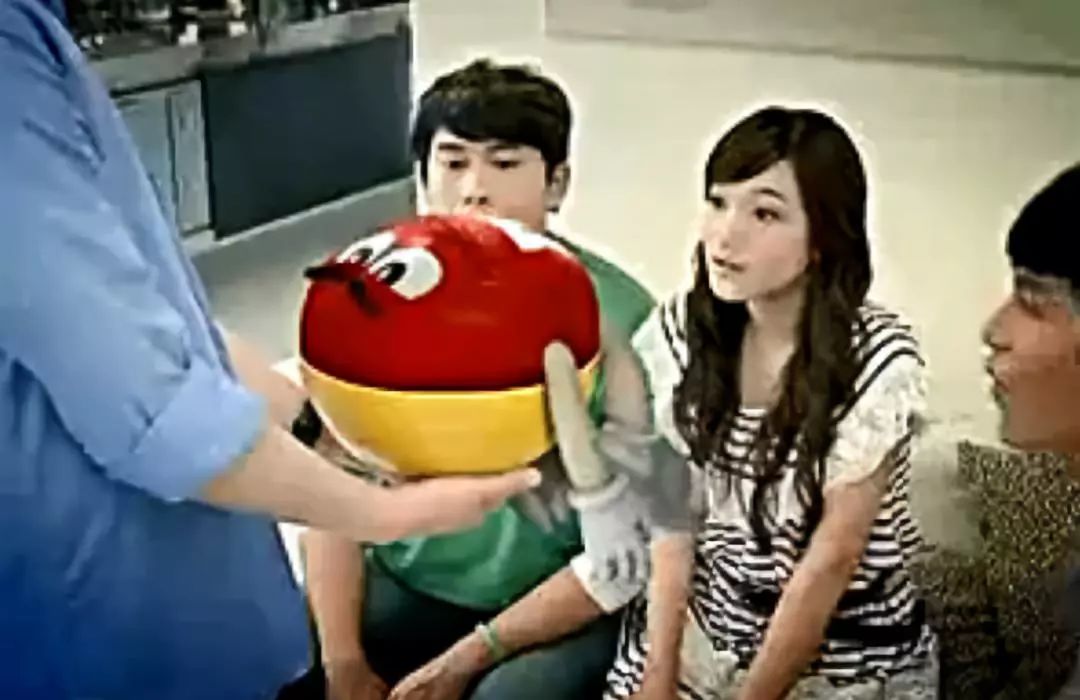 只溶于口不溶于什么巧克力,mm豆为什么有股味道