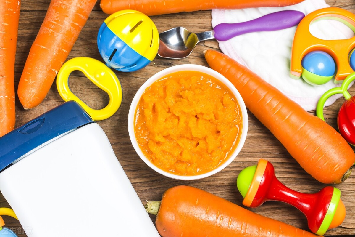 母乳混合喂养拉稀正常吗,新生儿吃母乳拉稀爱哭闹