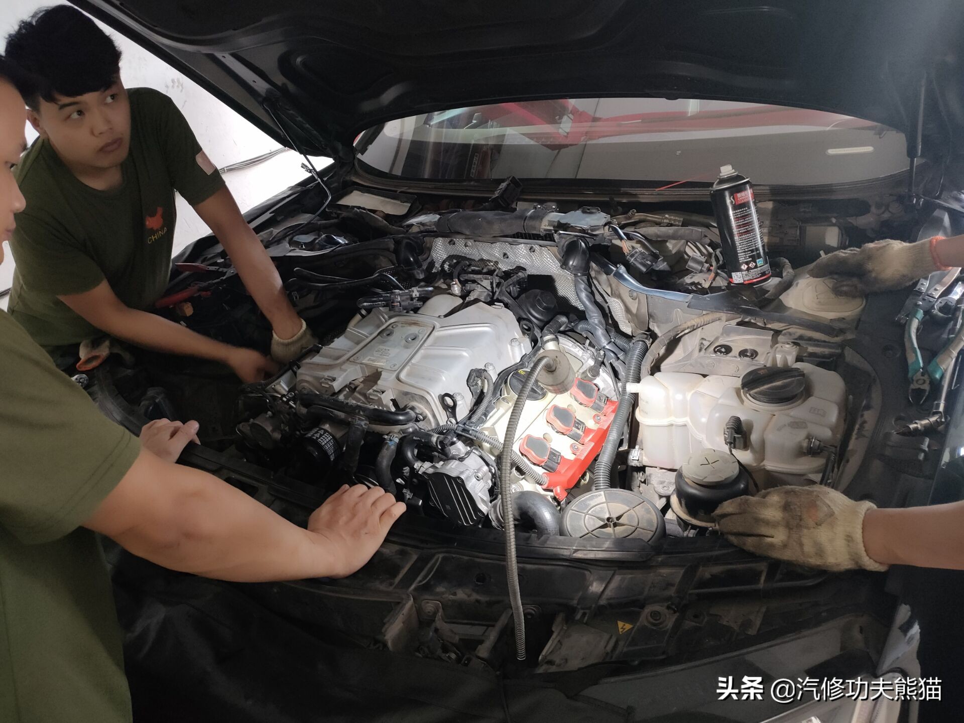 奥迪a8烧机油吗48v轻混,奥迪a8烧机油一千公里烧0.5正常吗