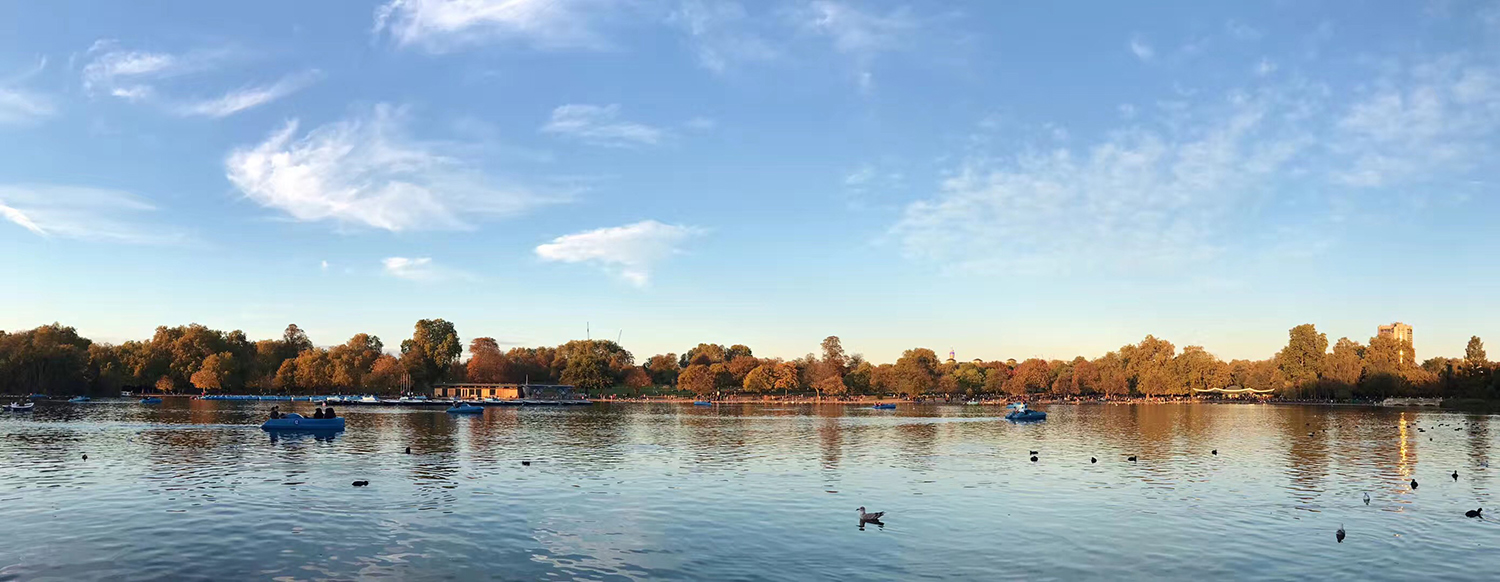 鑻卞浗鍑壒姹夊瀛︽牎,鍑壒姹夊瀛︽牎瀛﹁垂