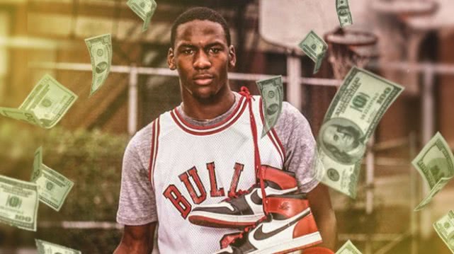 乔丹六次夺冠战签名鞋将拍卖,乔丹双签球鞋