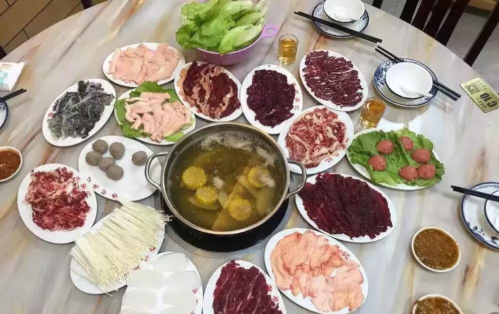 12月成都出发白菜价机票大全,4月机票低至99元