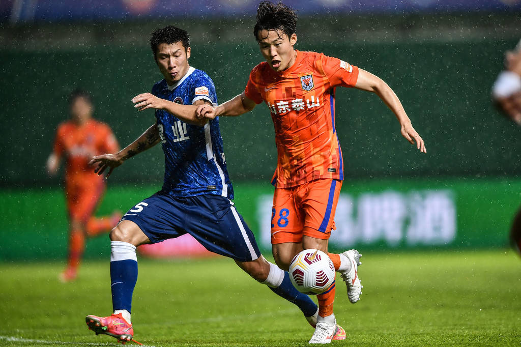 功夫足球,害人不浅!泰山队官宣7人受伤,戴琳点评河南队风格