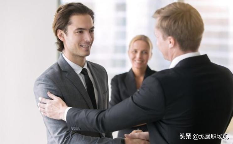 副职配合你还刁难你怎么办,副职拉帮结派