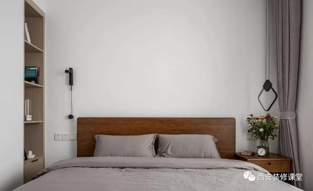 床头柜挡衣柜门？这些办法解决