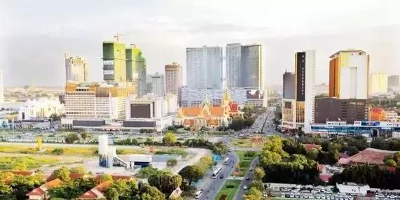 柬埔寨消费那么高本地人怎么活,100元人民币在柬埔寨的购买力