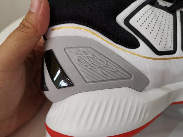 罗斯玫瑰战靴,玫瑰十年