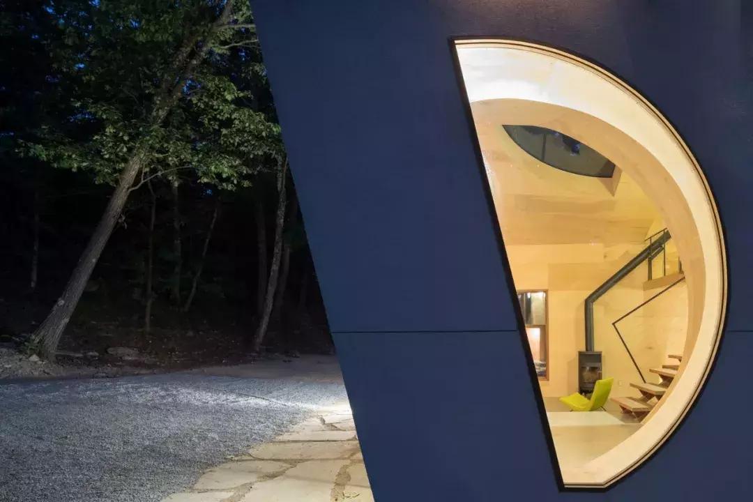 鏋椾腑灏忓眿甯冪疆,鏋椾腑灏忓眿涓紡