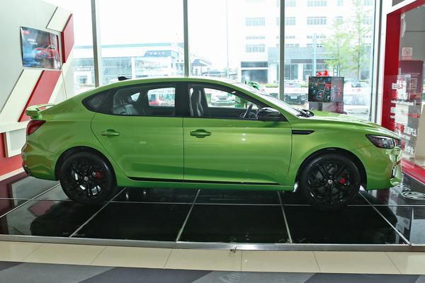 名爵6十周年版车型上市,新款名爵6保值率高不高