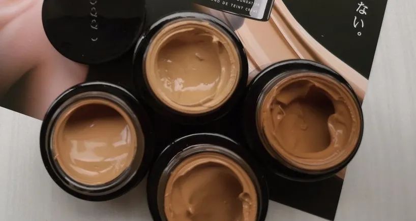 POLA、CPB、LADUREE、SUQQU，圣诞限定谁最丑