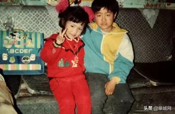 曾经这种衣服在六安夏天人手一件，穿过的都老了