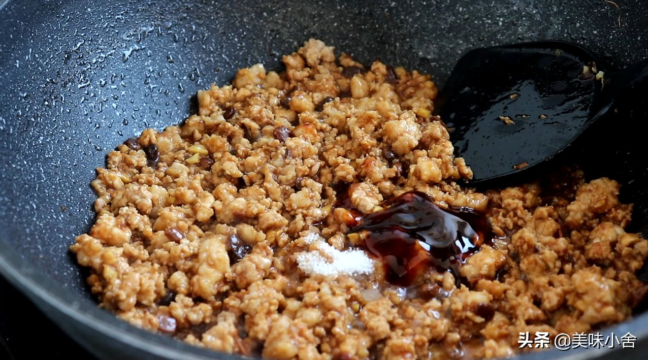 韭菜蒸包子不塌陷不回缩的好方法,简单又好吃的蒸包子怎么做