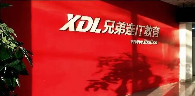 被疫情压垮的人新闻,被疫情压垮的人