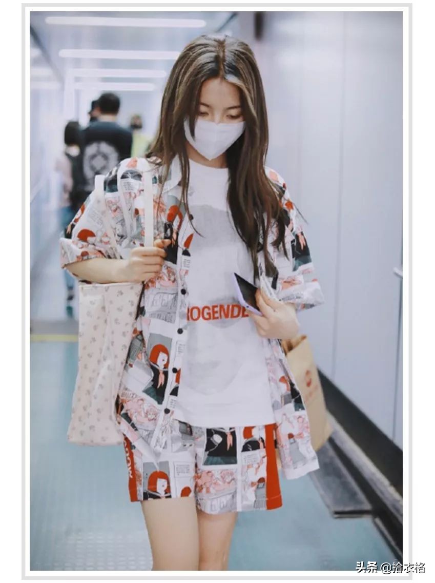 欧阳娜娜张子枫时尚芭莎,张子枫欧阳娜娜合照衣服