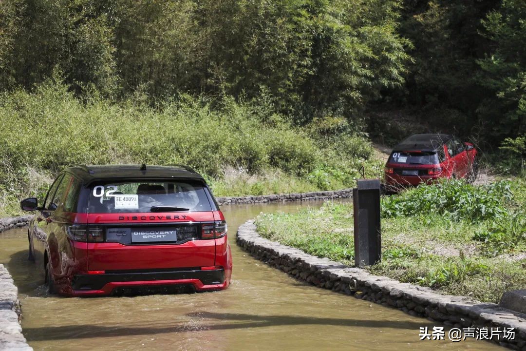 2023款路虎发现5试驾视频,路虎小发现运动版价格