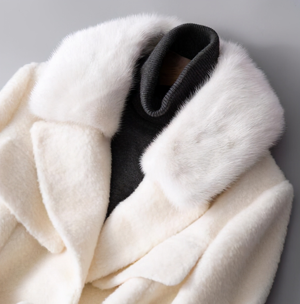 水貂绒和欧贝绒,水貂和欧貂