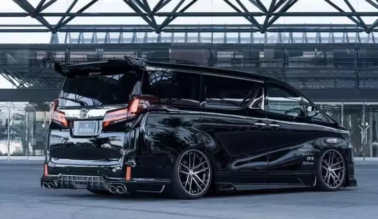 rs6vs保时捷gt2rs,一辆保时捷一套2000平房子