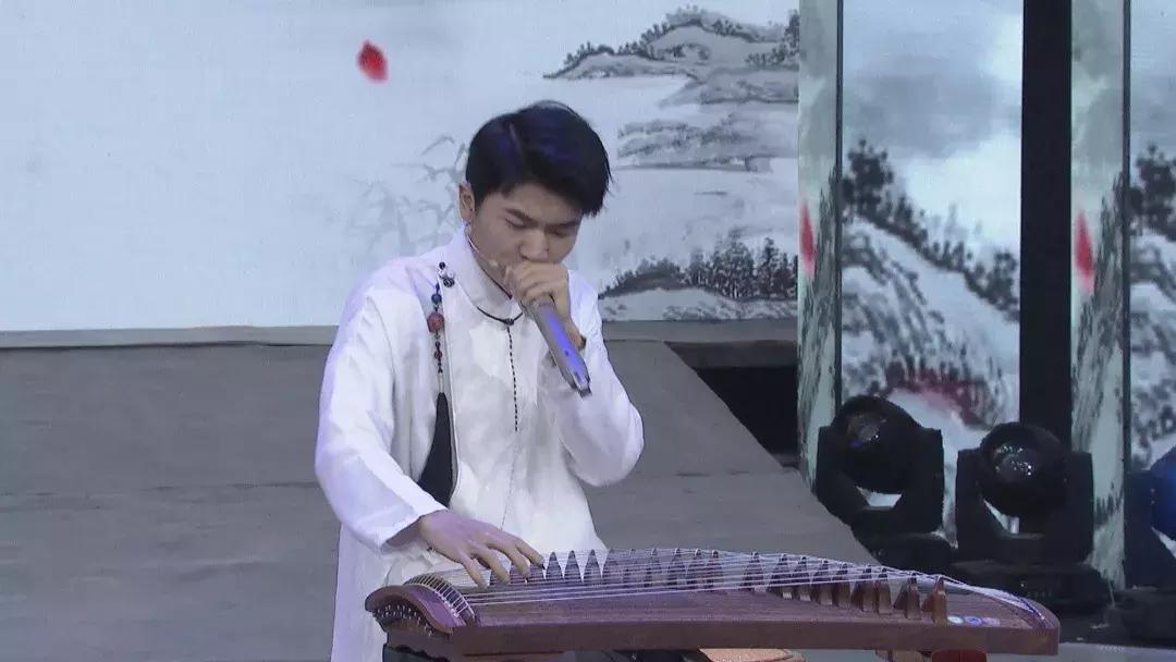 一边bbox一边弹吉他,b-box古筝