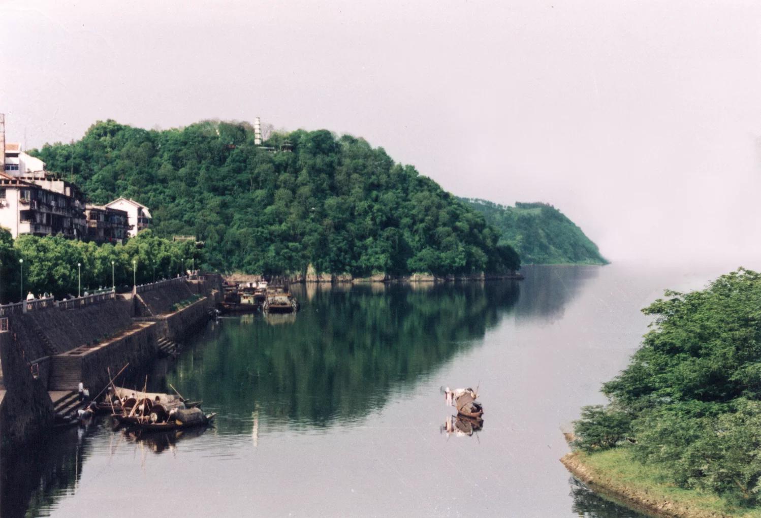 杭州旅游十大名山排行榜,杭州十大最美山