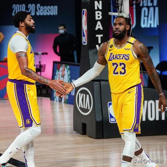 鐏闃熻┕濮嗘柉鍜屾埓缁存柉,鎴寸淮鏂┕濮嗘柉鍏抽敭鏃跺埢