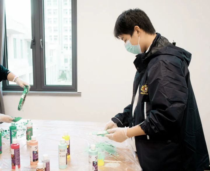 上海高藤致远国际学校vlog,高藤致远国际学校高尔夫特长班