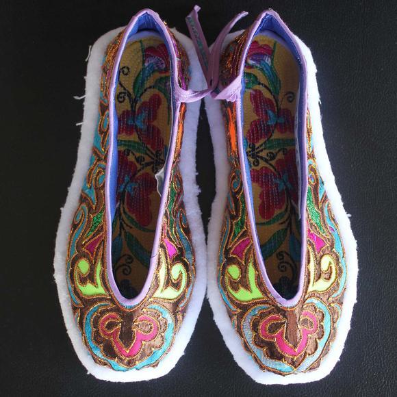 绣花鞋千层底,千层底绣花鞋纯手工