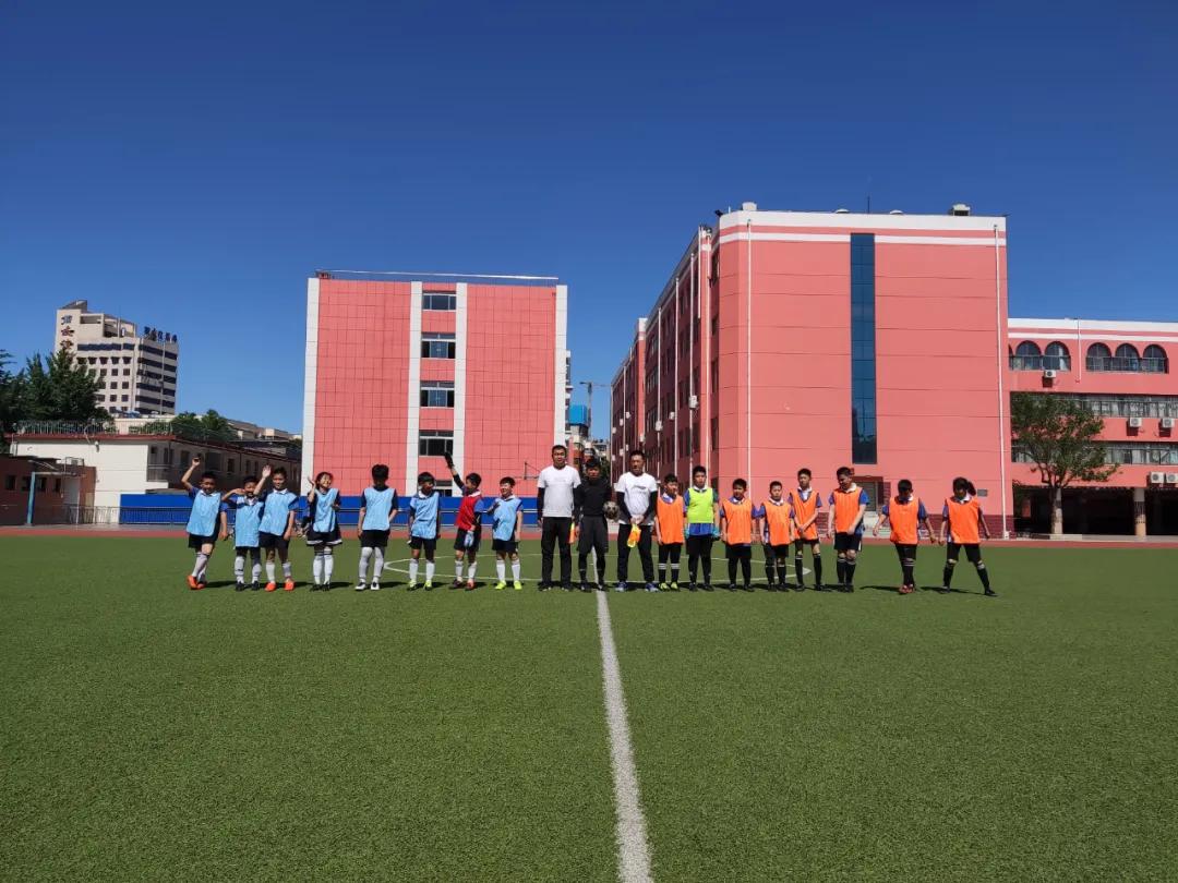 枣庄市立新小学第三届“校长杯”足球联赛圆满落下帷幕