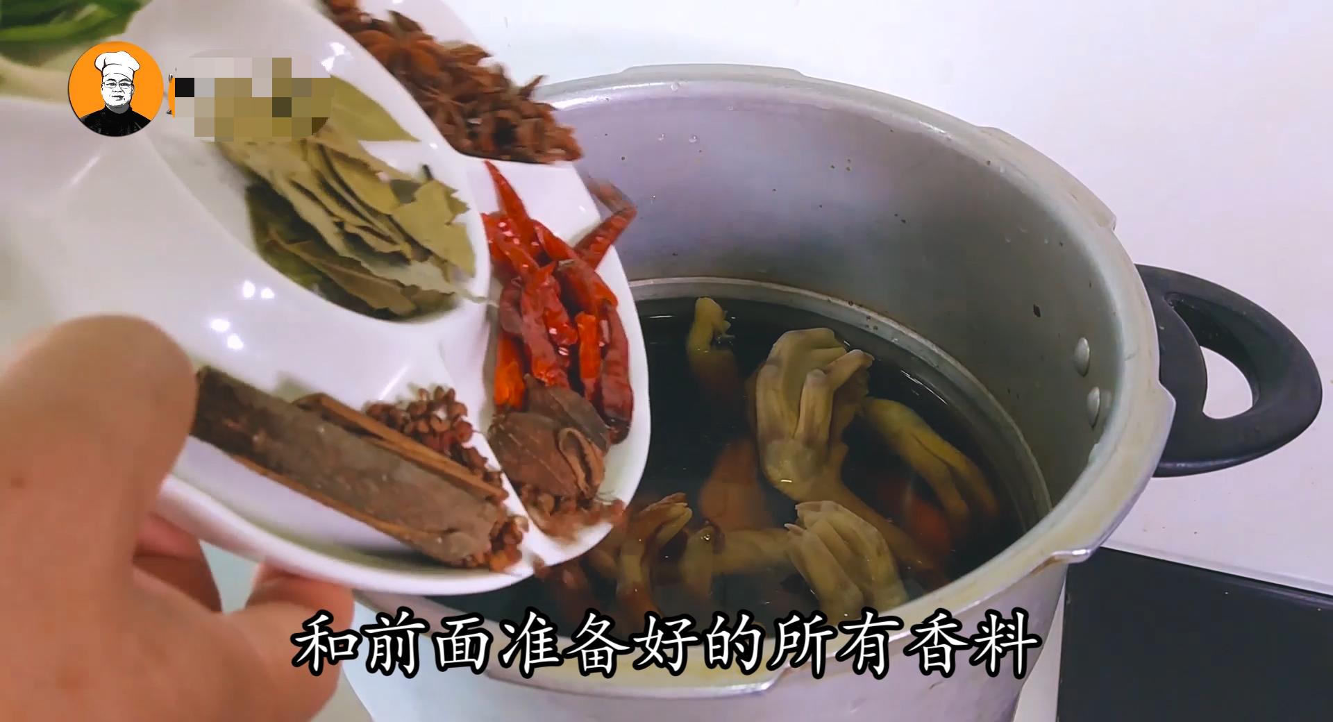 卤鸭掌最正宗的做法,香卤鸭掌做法教程