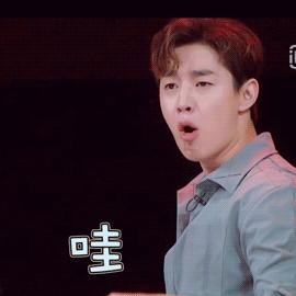 疫情教会我们的，不光是抢口罩摆地摊，还有成熟