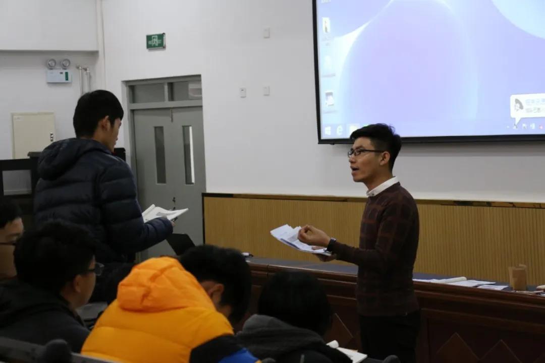 鏉ㄦ潙鍥涗腑榻愰簾,鏉ㄦ潙绗洓涓榻愰簾