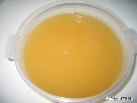 绿萝叶片发黑，10天喷一次这，一个月变绿油油，叶片多，爬藤快！