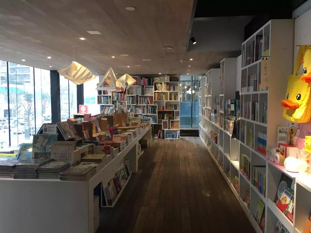 重庆的网红打卡书店在哪,重庆绝不仅仅是一个网红城市