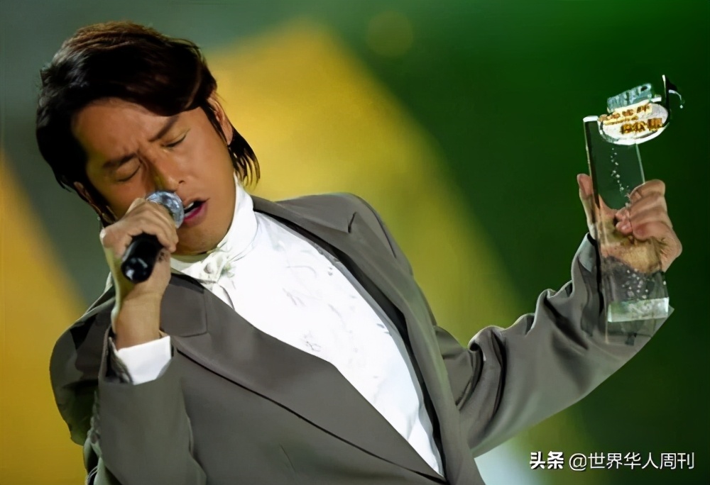 谭咏麟哪年退出乐坛,谭咏麟与张国荣争霸两败俱伤