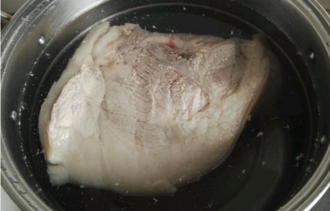 猪皮上猪毛怎么处理干净,猪皮上有猪毛用什么办法能拔净