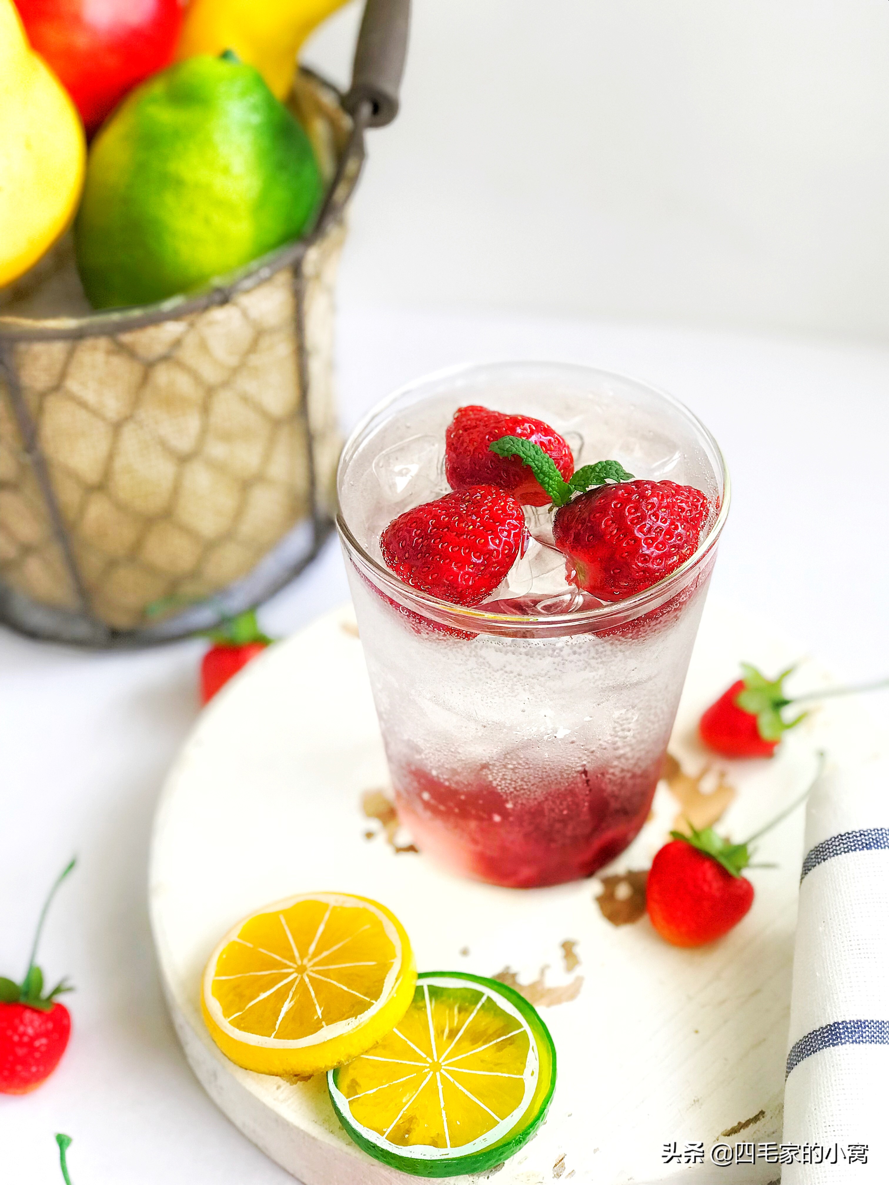 水果奢侈吃法，用自制零添加大果粒水果酱，制作爆款夏季清凉沁饮