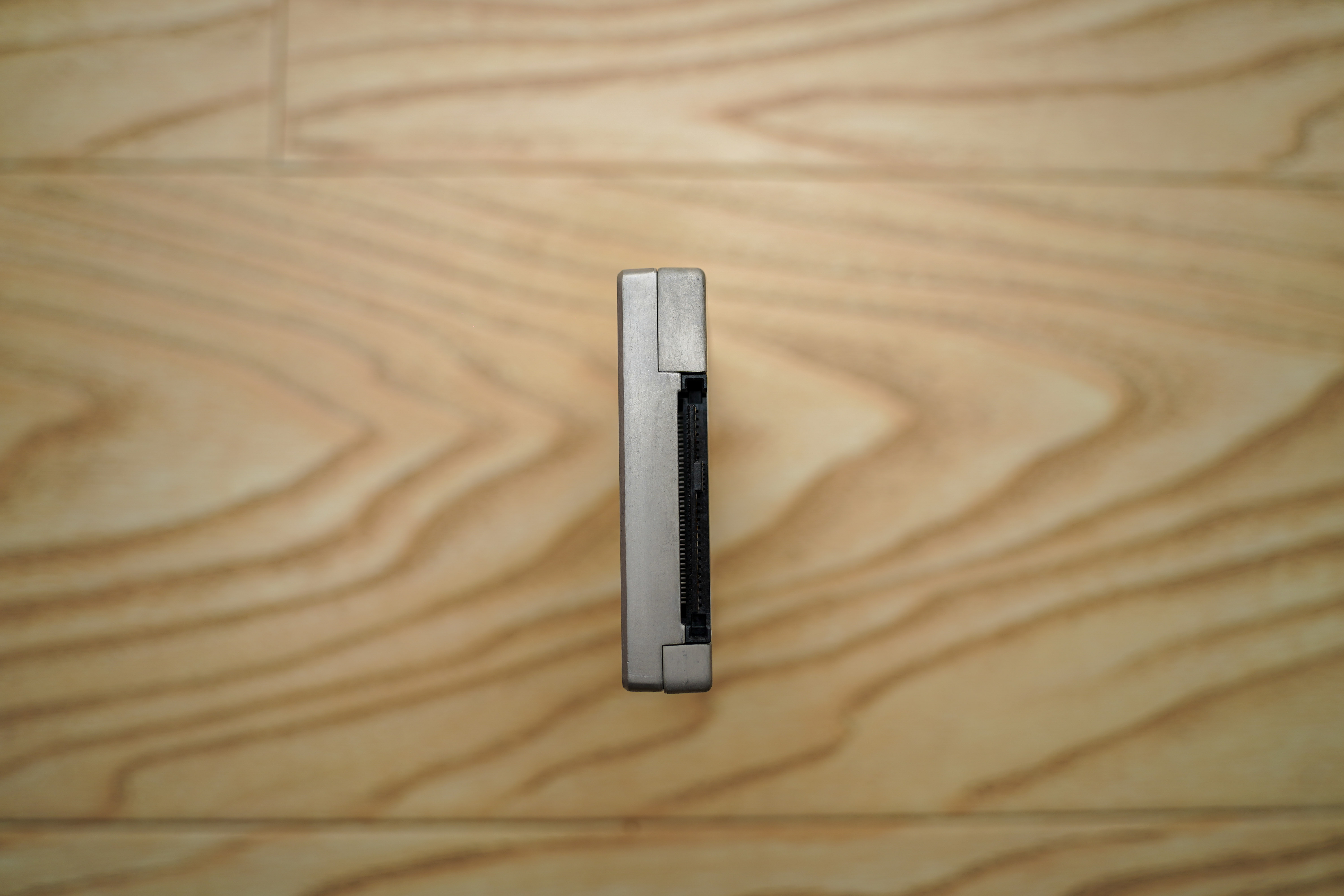 不到一折买到万元的P4600U.2SSD固态硬盘轻松满足万兆NAS缓存