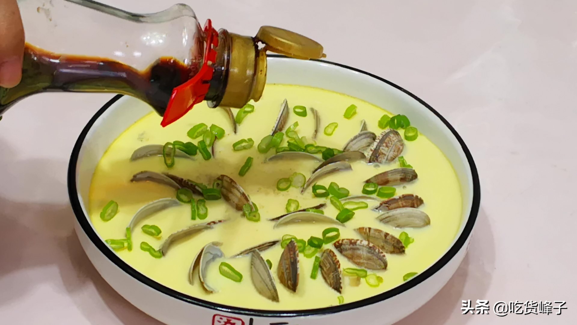 蒸鸡蛋羹的正确方法和步骤,鸡蛋羹和水煮鸡蛋哪一个更有营养