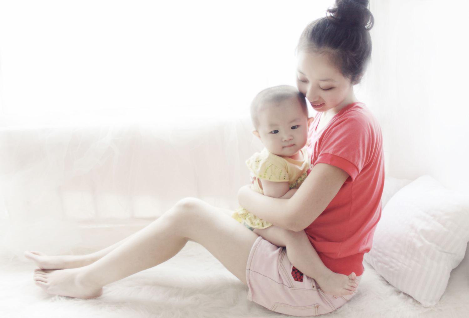 哺乳期宝妈需要禁哪些食物不能吃,哺乳期的宝妈食物禁忌