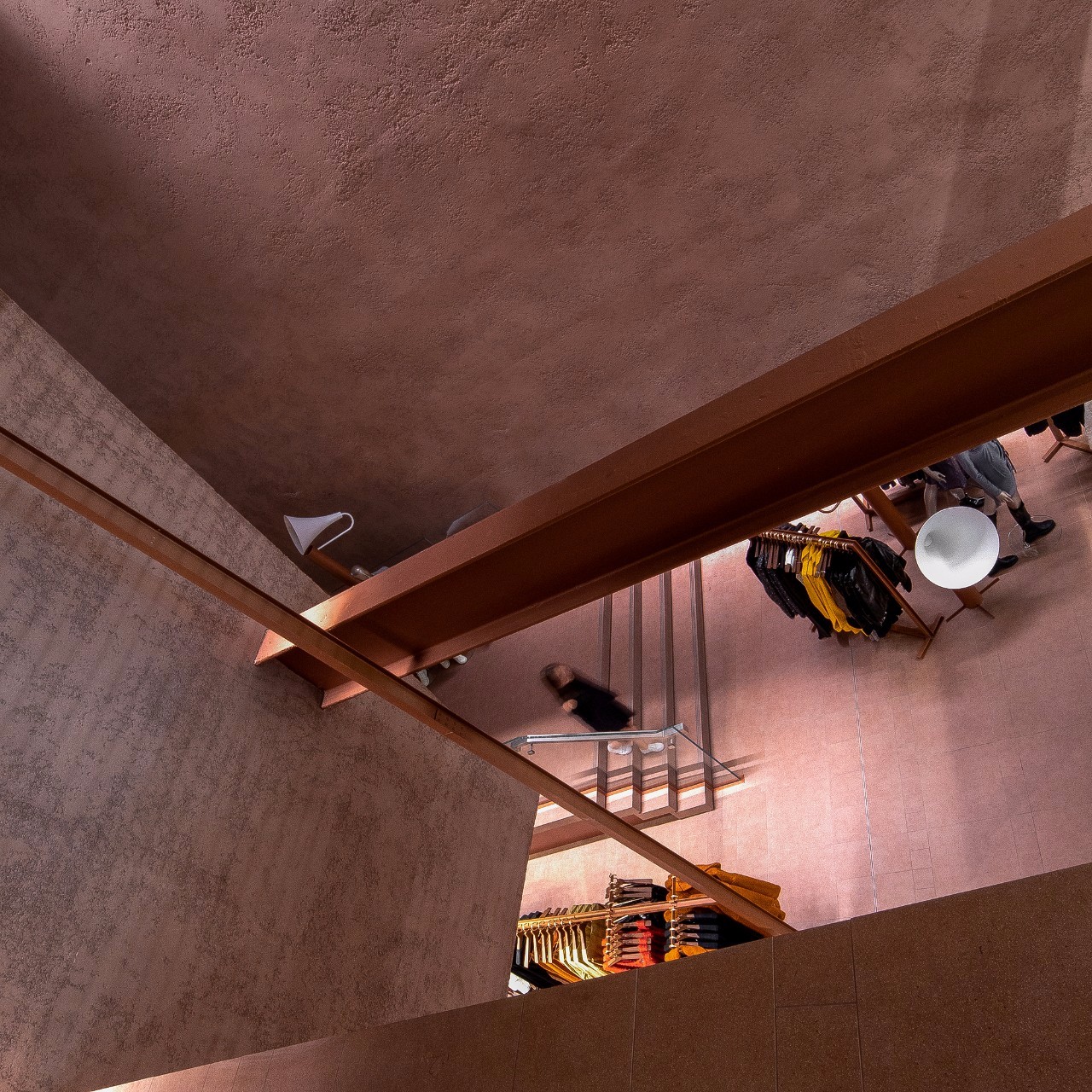 涓滀粨ur鎴愰兘,涓滀粨鏂颁綔棣栧彂