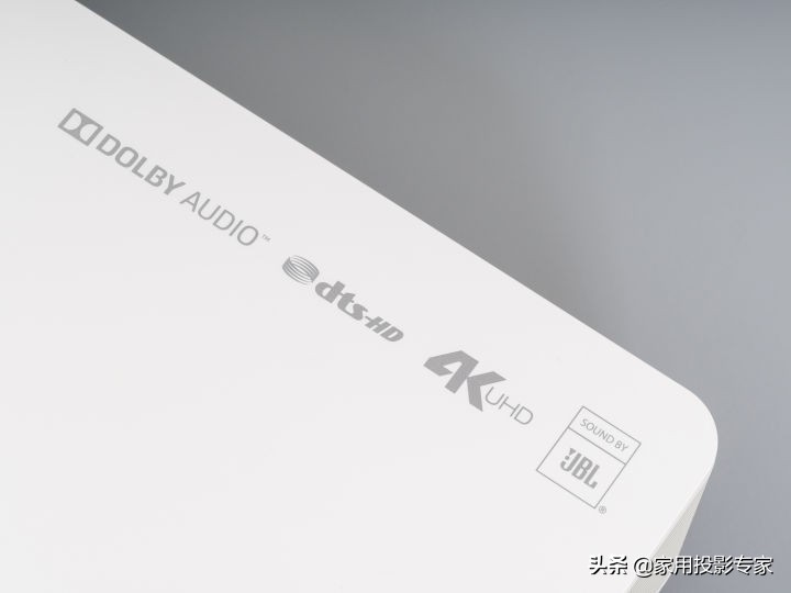 不施粉黛亦倾城面若桃花深似海,不施粉黛亦倾城