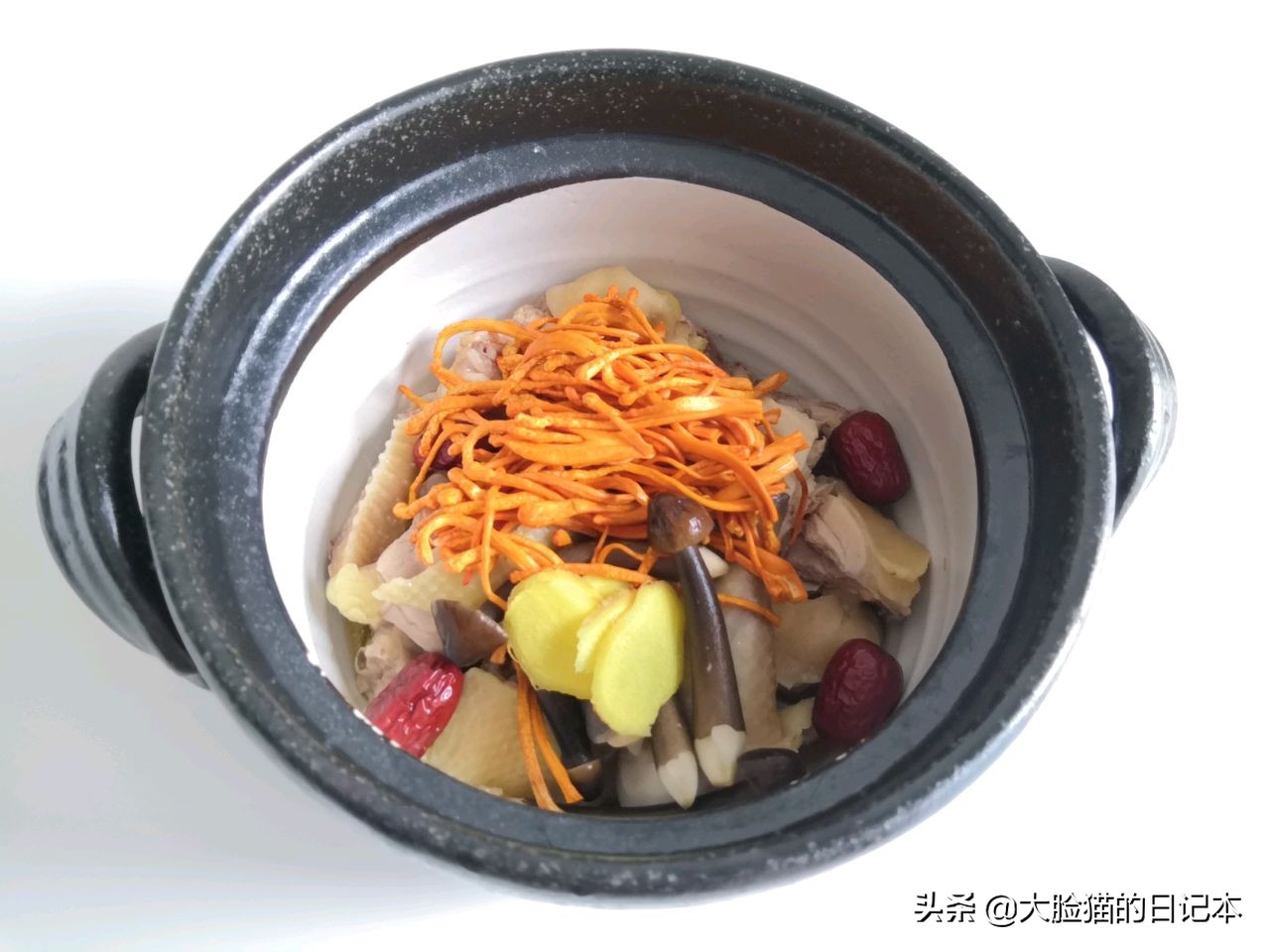 虫草花煲鸡汤做法,虫草花煲鸡汤什么时候放
