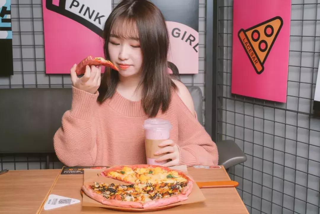 榄旈兘pizza,榄旈兘绮夌孩pizza