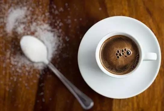 做咖啡配的糖浆是什么糖,咖啡糖加什么糖