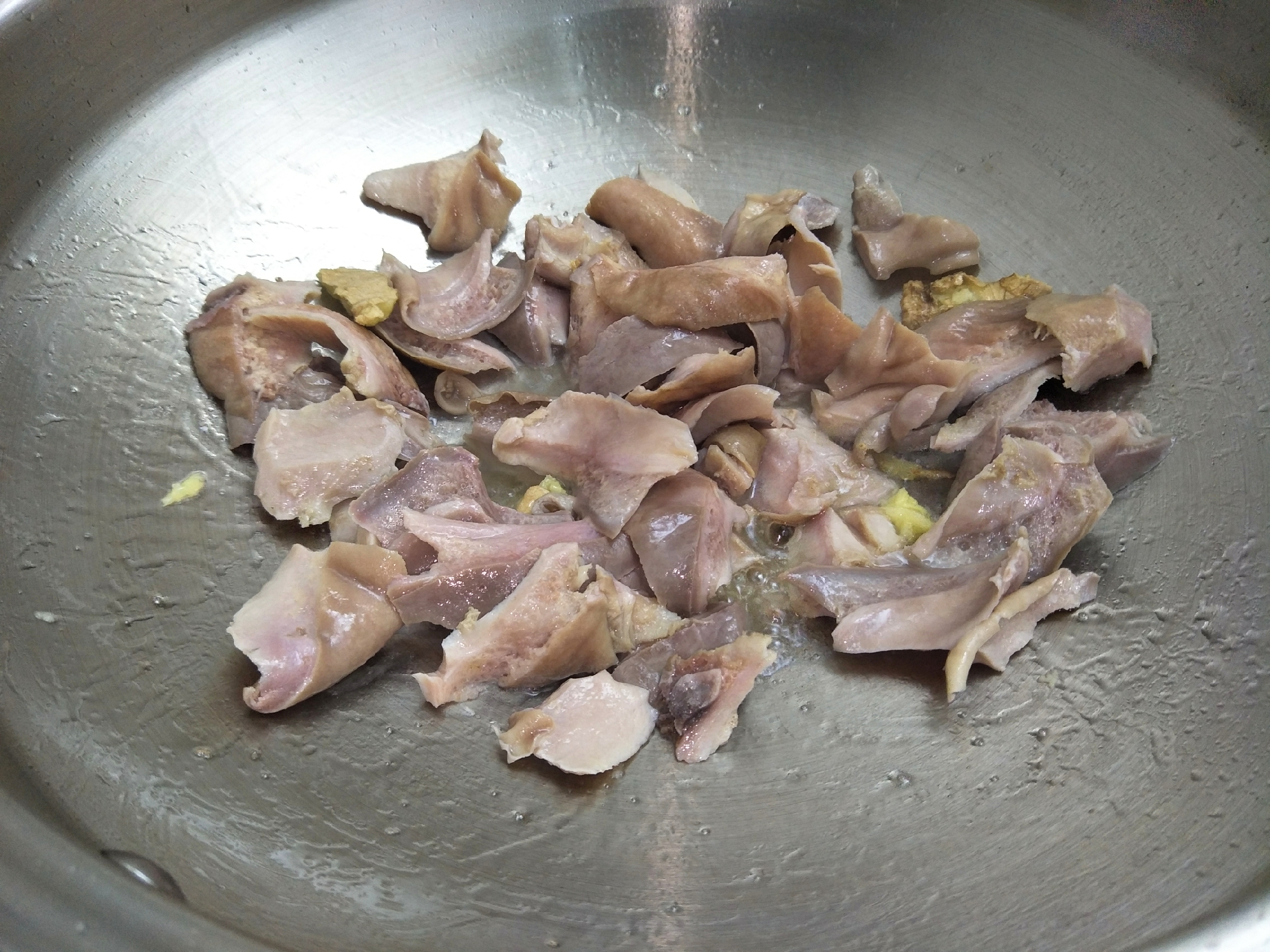 猪肚鸡汤的做法猪肚要焯水吗,猪肚包鸡猪肚要不要焯水