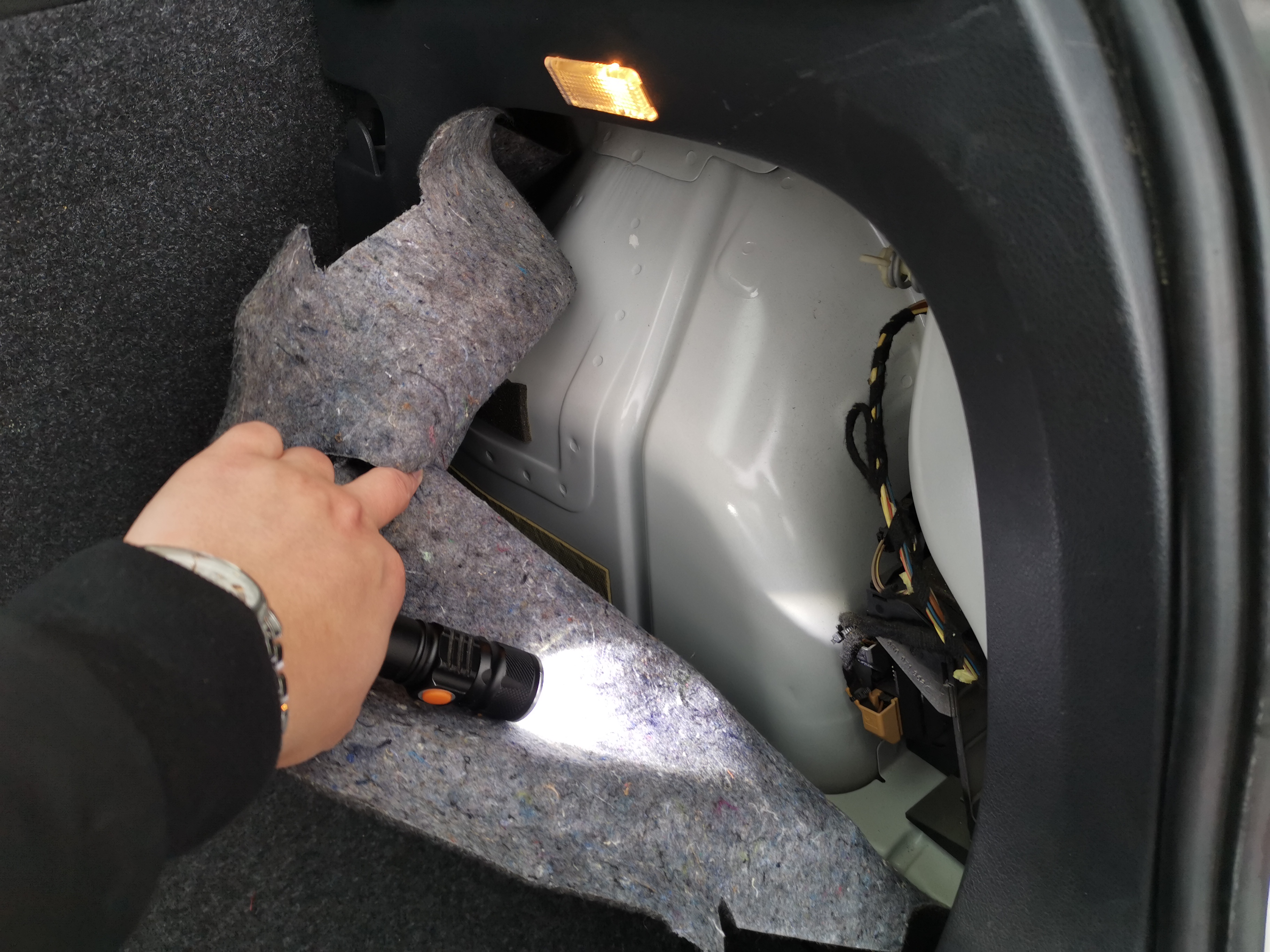 四万左右大众polo自动挡,大众polo17年自动挡售卖6万元贵吗