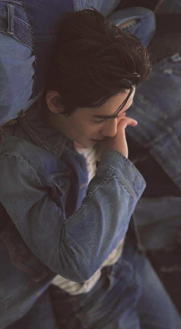 朱一龙很早以前的图片,朱一龙古早小剧场