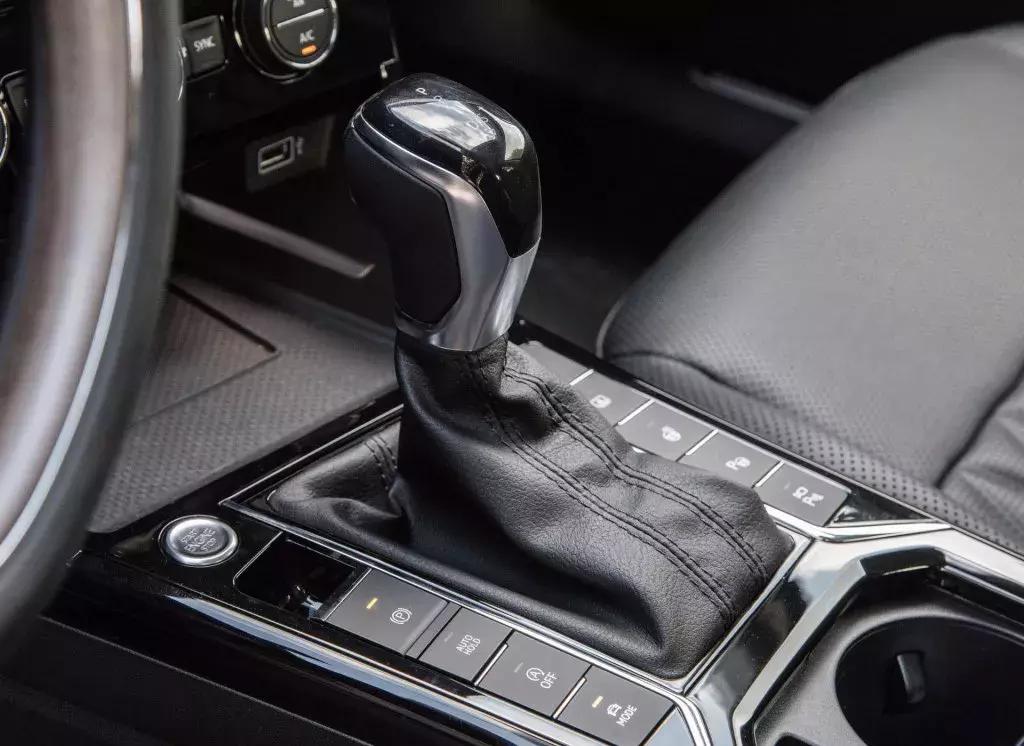 帕萨特330tsi尊贵版实测,帕萨特330豪华版试驾感受