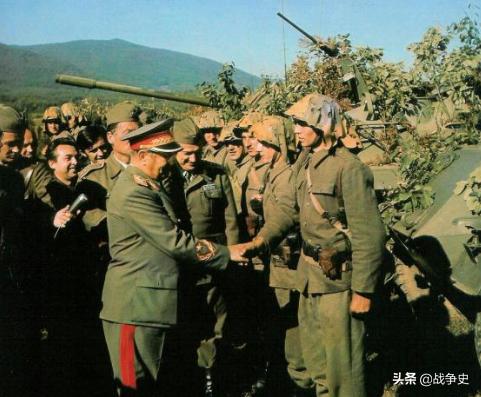 俄罗斯北约角斗,却将欧洲小国顶到第一线,*药火**桶迄今还在燃烧