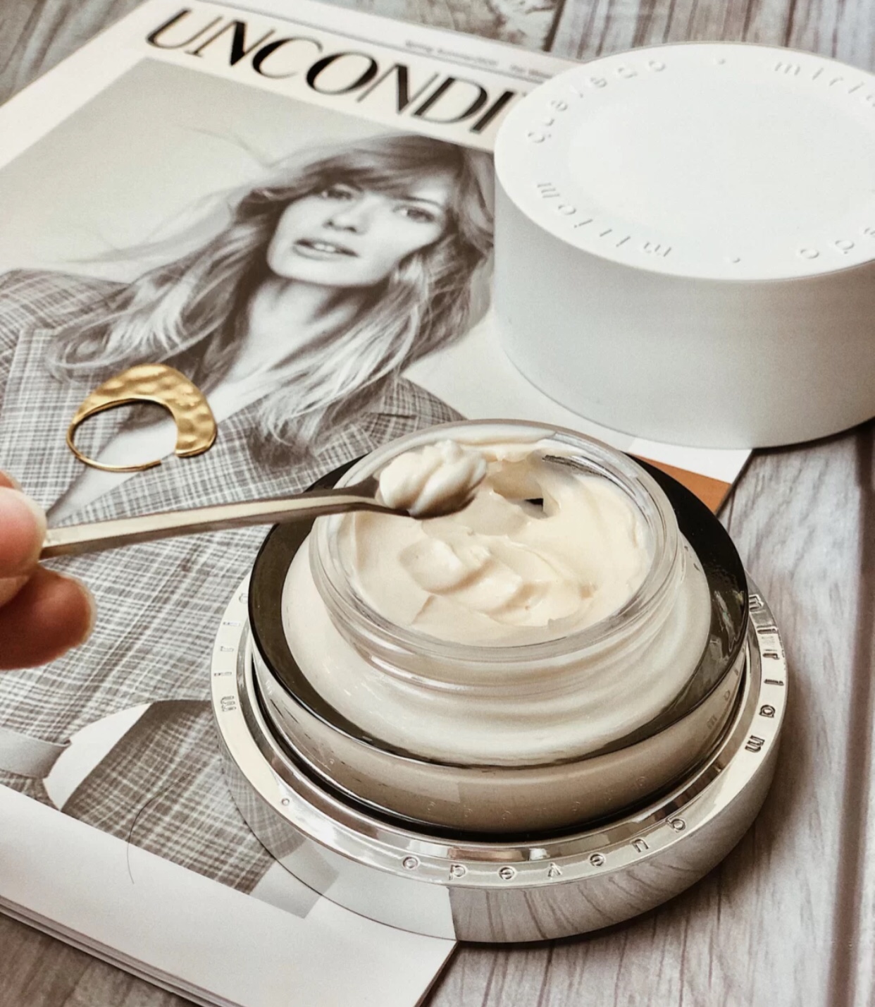 保湿修复抗老面霜推荐,修复保湿面霜推荐平价学生