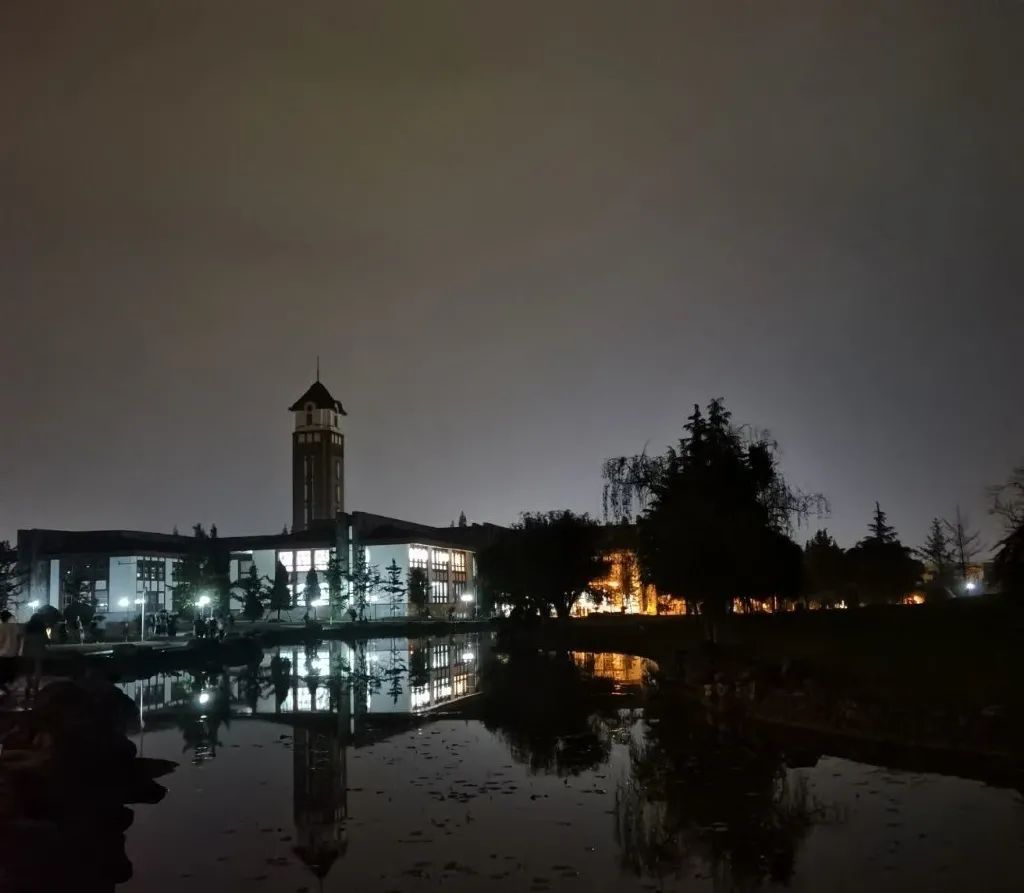 成都东软学院青城山下,东软青城山校区